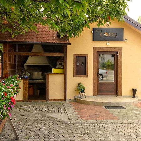 Vila Chess Belgrado Exterior foto